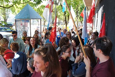 2016 04 26 ParoSituacionLaboralDespidosUnisonoVigo08.JPG